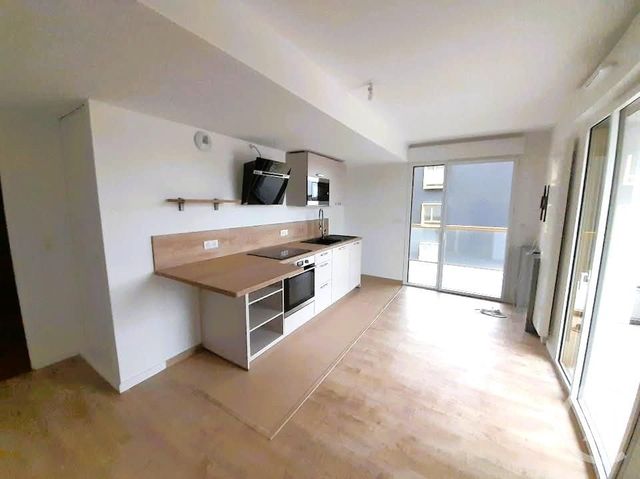 Appartement T2 à vendre - 2 pièces - 41.8 m2 - VANNES - 56 - BRETAGNE - Century 21 Amara Immobilier